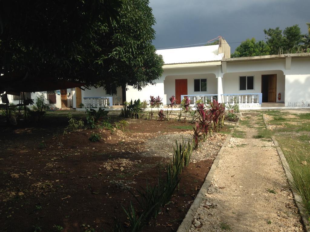 Mangoes Place Moalboal Exterior foto