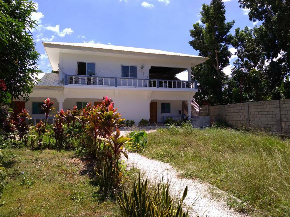 Mangoes Place Moalboal Exterior foto